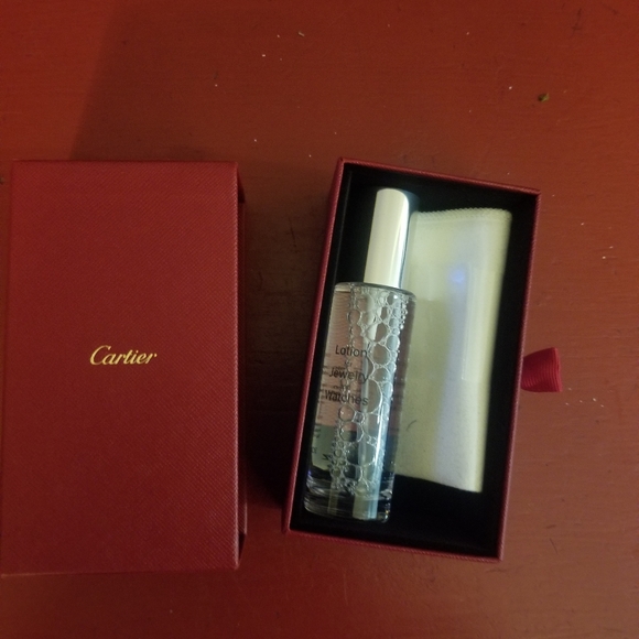 CARTIER 18K gold love earrings - Picture 15 of 16